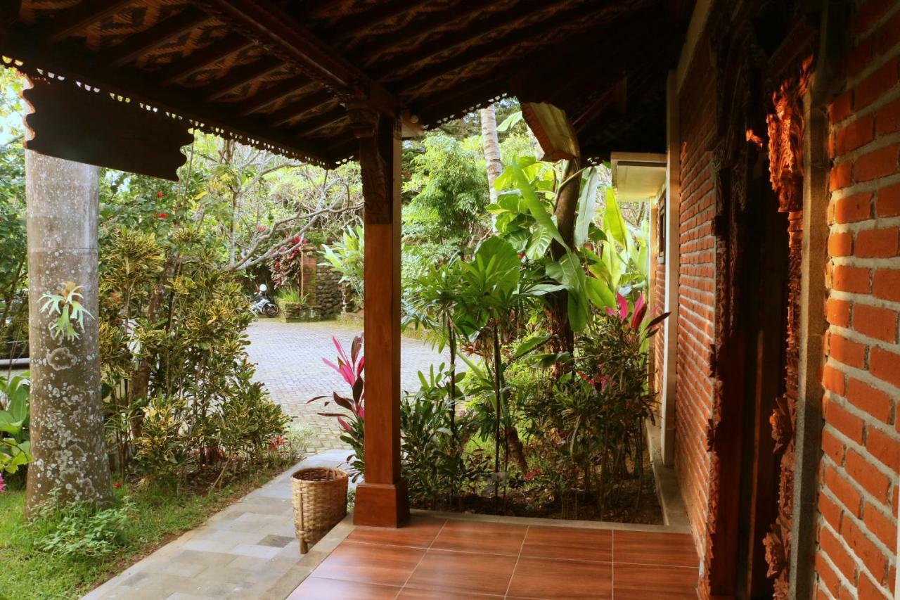 Shanti Natural Panorama View Hotel Singaraja  Exterior photo
